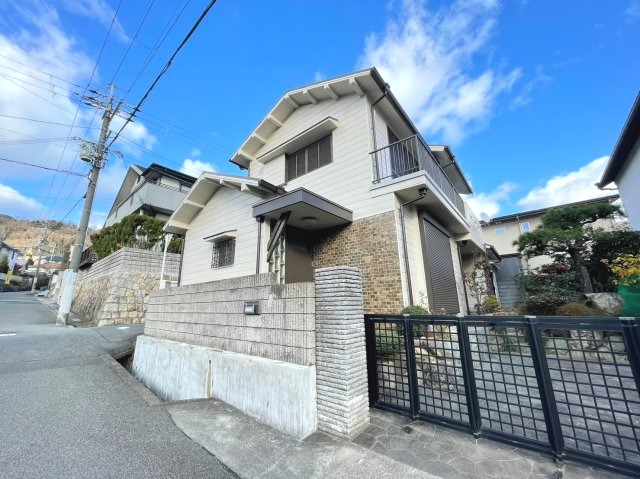 箕面駅より徒歩9分 築60年4ヶ月 2階建の賃貸物件