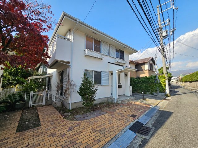 芦屋駅より徒歩12分 築39年4ヶ月 2階建の賃貸物件