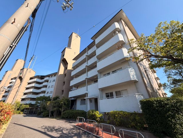 芦屋駅より徒歩15分 築42年9ヶ月 6階建の賃貸物件