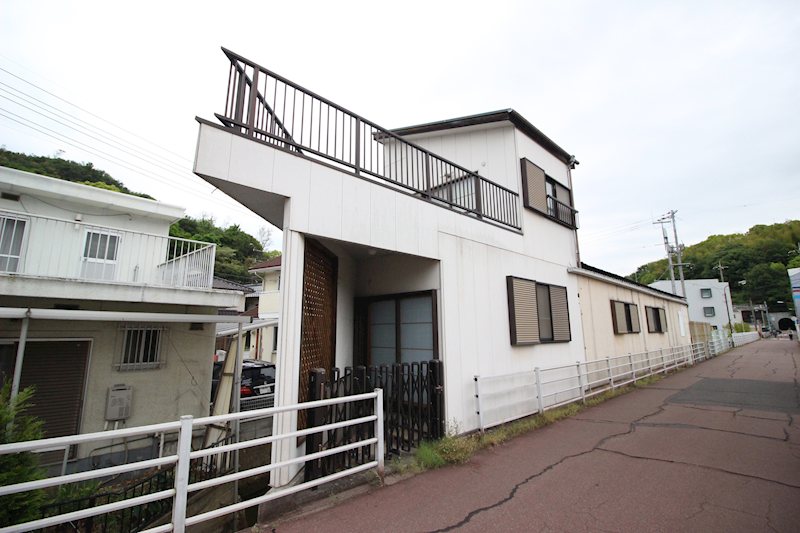 宇野駅より徒歩22分 築38年5ヶ月 2階建の賃貸物件