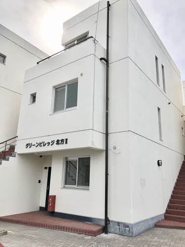 法界院駅より徒歩11分 築28年1ヶ月 3階建の賃貸物件