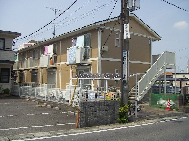 蓮田駅より徒歩4分 築26年2ヶ月 2階建の賃貸物件