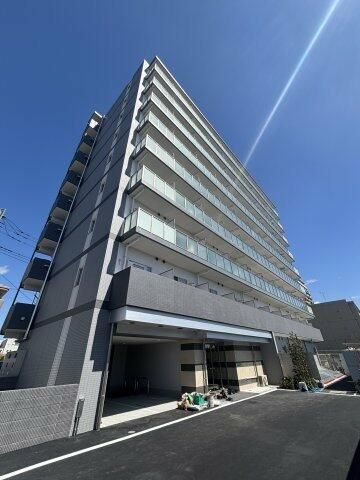 新白岡駅より徒歩1分 築1年2ヶ月 9階建の賃貸物件
