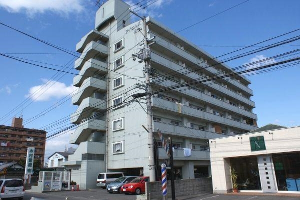 市坪駅より徒歩19分 築31年5ヶ月 7階建の賃貸物件