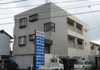 三津浜駅より徒歩1分 築40年9ヶ月 3階建の賃貸物件