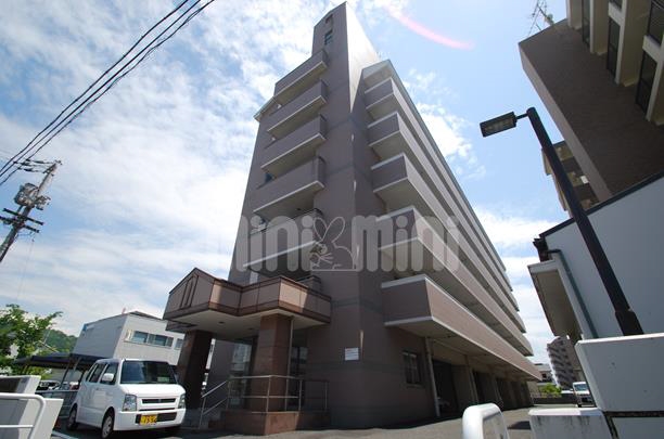 本町六丁目駅より徒歩19分 築30年2ヶ月 6階建の賃貸物件