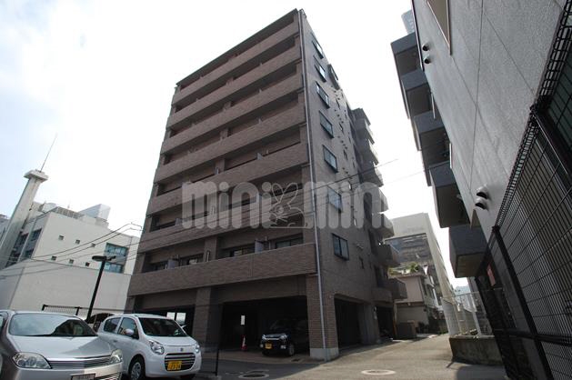勝山町駅より徒歩3分 築28年3ヶ月 8階建の賃貸物件