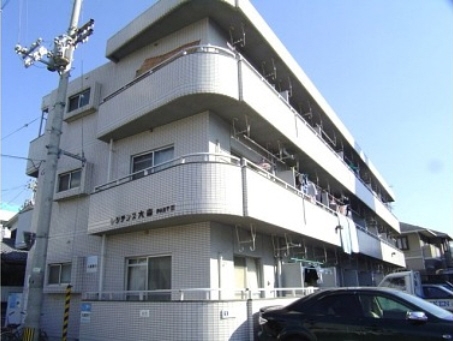 古町駅より徒歩11分 築37年1ヶ月 3階建の賃貸物件