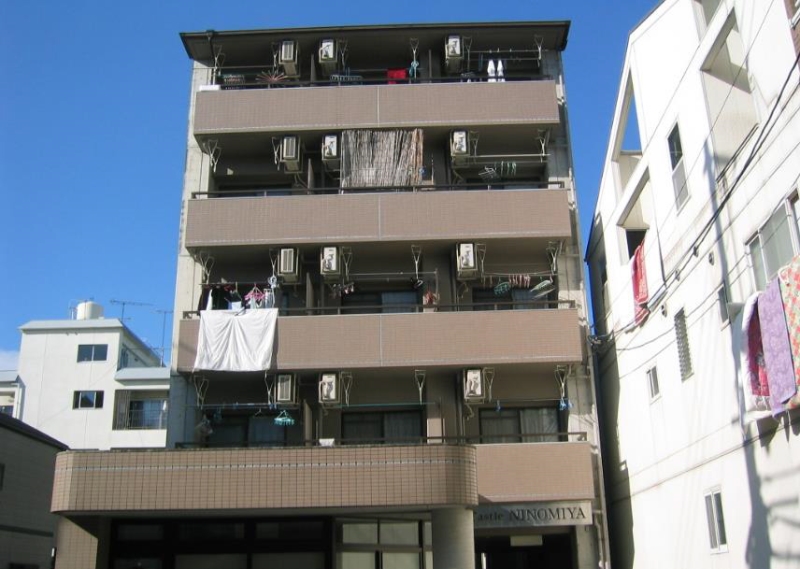 西堀端駅より徒歩4分 築31年2ヶ月 5階建の賃貸物件