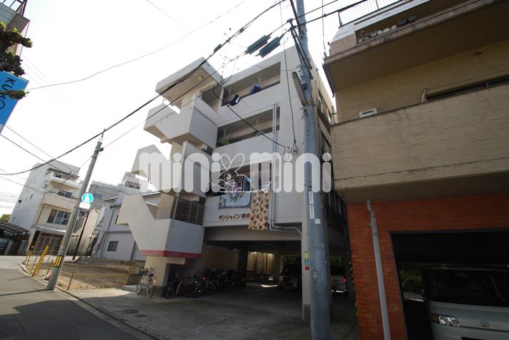石手川公園駅より徒歩4分 築28年 4階建の賃貸物件