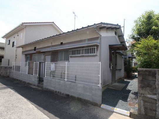 三津浜駅より徒歩6分 築54年8ヶ月 1階建の賃貸物件