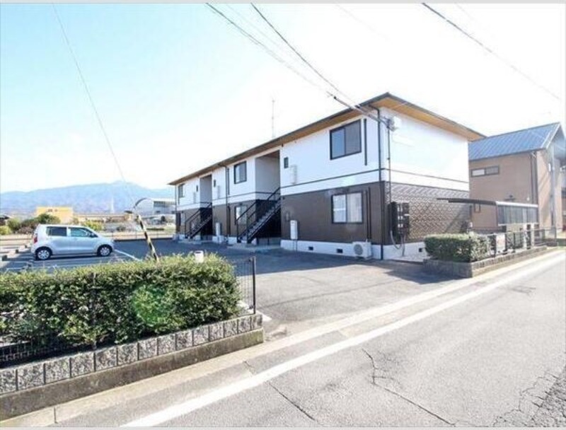 伊予北条駅より徒歩11分 築26年1ヶ月 2階建の賃貸物件