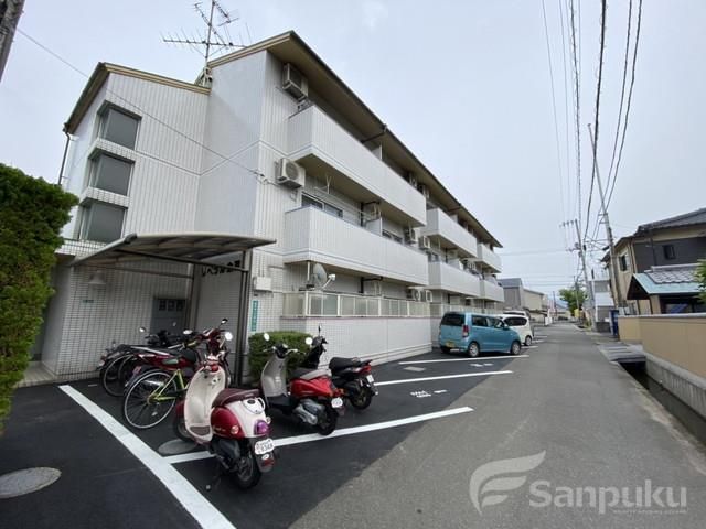 余戸駅より徒歩2分 築38年5ヶ月 3階建の賃貸物件