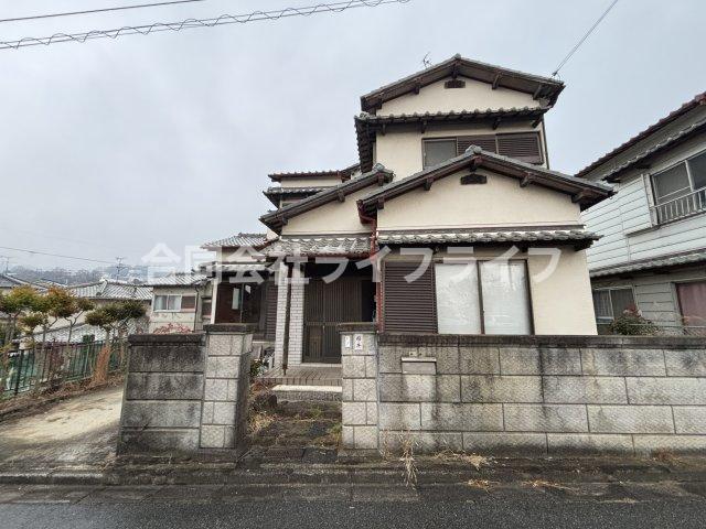 信貴山下駅より徒歩13分 築45年5ヶ月 2階建の賃貸物件