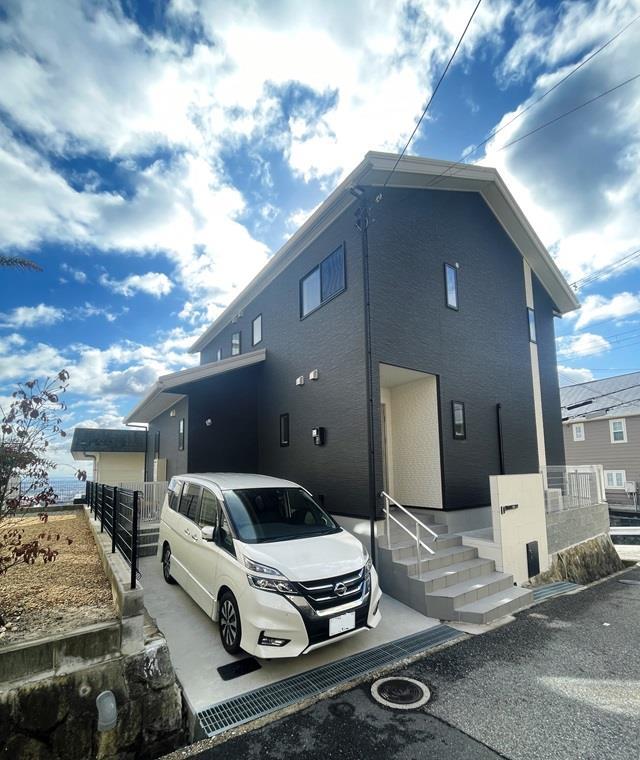 逆瀬川駅よりバス7分 徒歩6分 築4年10ヶ月 2階建の賃貸物件