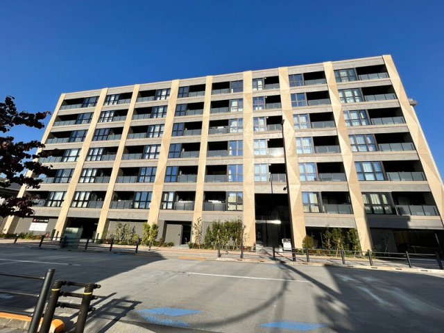 池袋駅より徒歩10分 築2年11ヶ月 7階建の賃貸物件