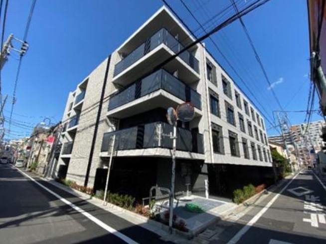 板橋駅より徒歩8分 築5年5ヶ月 4階建の賃貸物件