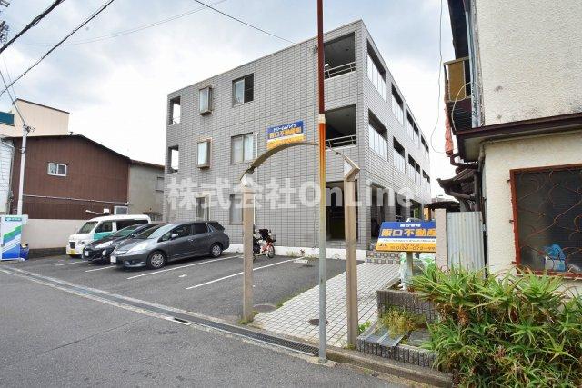 近鉄八尾駅より徒歩14分 築34年7ヶ月 3階建の賃貸物件