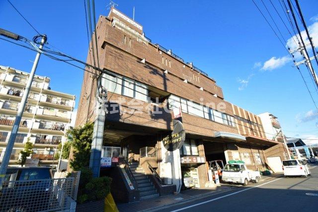 弥刀駅より徒歩20分 築32年7ヶ月 6階建の賃貸物件