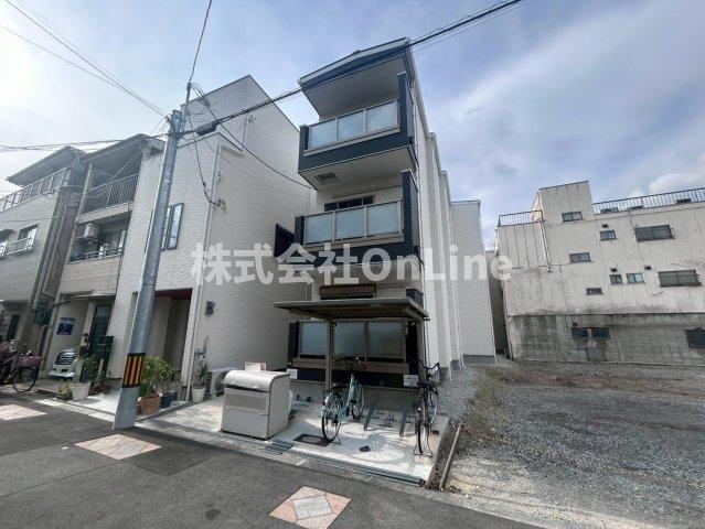 桃谷駅より徒歩16分 築5年9ヶ月 3階建の賃貸物件