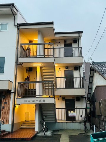 浄心駅より徒歩5分 築38年3ヶ月 3階建の賃貸物件