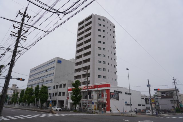黒川駅より徒歩3分 築17年5ヶ月 13階建の賃貸物件