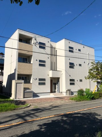 名城公園駅より徒歩5分 築4年8ヶ月 3階建の賃貸物件