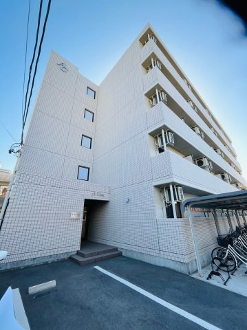 名古屋港駅より徒歩6分 築6年10ヶ月 5階建の賃貸物件