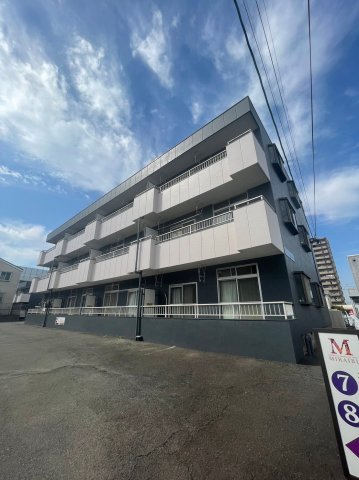 戸田駅よりバス20分 徒歩4分 築40年1ヶ月 3階建の賃貸物件