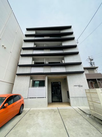 鶴里駅より徒歩3分 築8年11ヶ月 4階建の賃貸物件