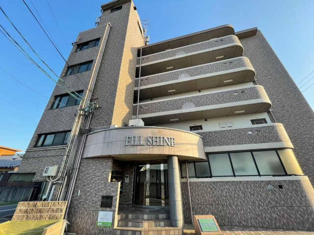 戸田駅より徒歩5分 築27年7ヶ月 5階建の賃貸物件