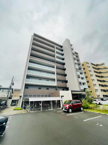 黒川駅より徒歩14分 築7年6ヶ月 10階建の賃貸物件