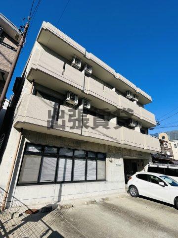 森下駅より徒歩5分 築32年5ヶ月 3階建の賃貸物件