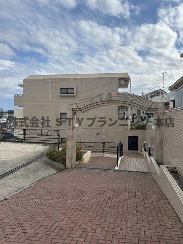 八事駅より徒歩14分 築37年4ヶ月 3階建の賃貸物件