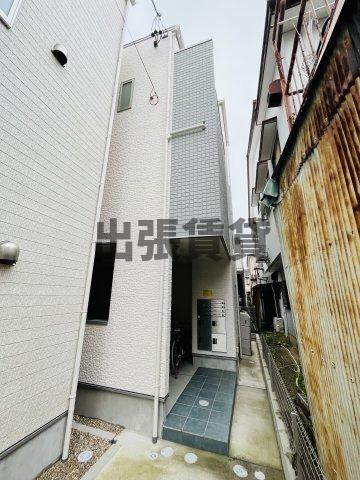 森下駅より徒歩8分 築4年3ヶ月 2階建の賃貸物件