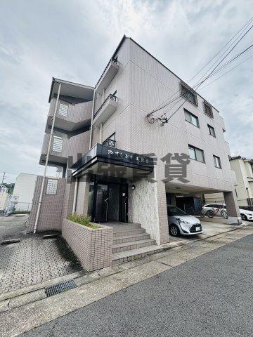 本郷駅より徒歩28分 築33年3ヶ月 4階建の賃貸物件