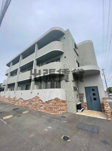 戸田駅より徒歩30分 築18年11ヶ月 3階建の賃貸物件