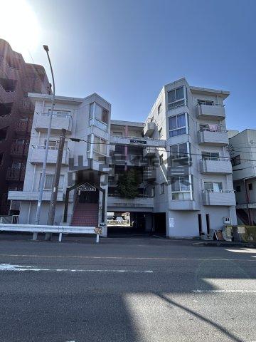 徳重・名古屋芸大駅より徒歩25分 築37年2ヶ月 3階建の賃貸物件
