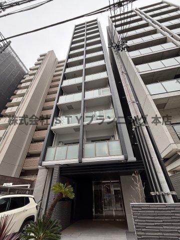 高岳駅より徒歩9分 築3年 13階建の賃貸物件