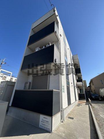 黒川駅より徒歩13分 築4年6ヶ月 3階建の賃貸物件