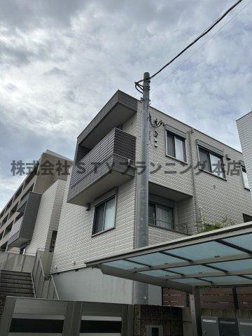 本山駅より徒歩11分 築5年11ヶ月 2階建の賃貸物件