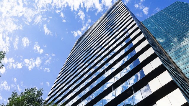 六本木一丁目駅より徒歩3分 築10年6ヶ月 27階建の賃貸物件