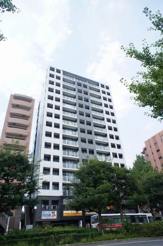 渡辺通駅より徒歩11分 築17年9ヶ月 15階建の賃貸物件