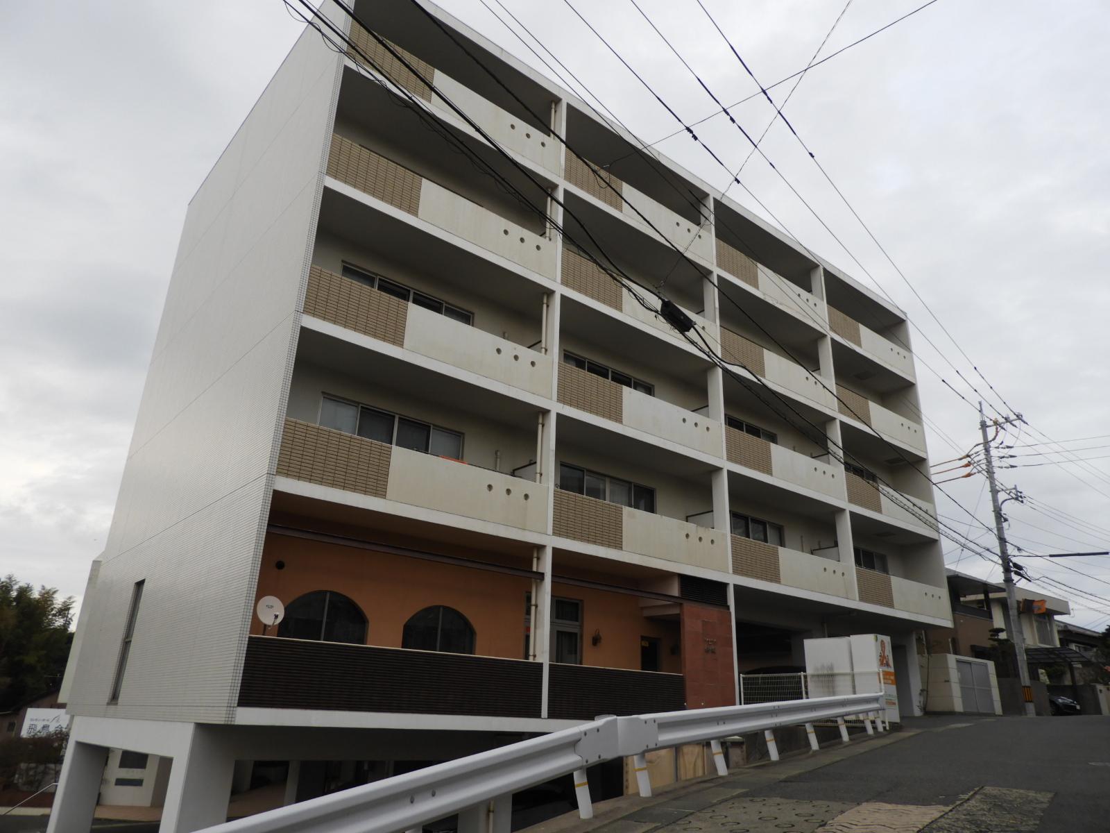 下関駅より徒歩19分 築21年6ヶ月 5階建の賃貸物件