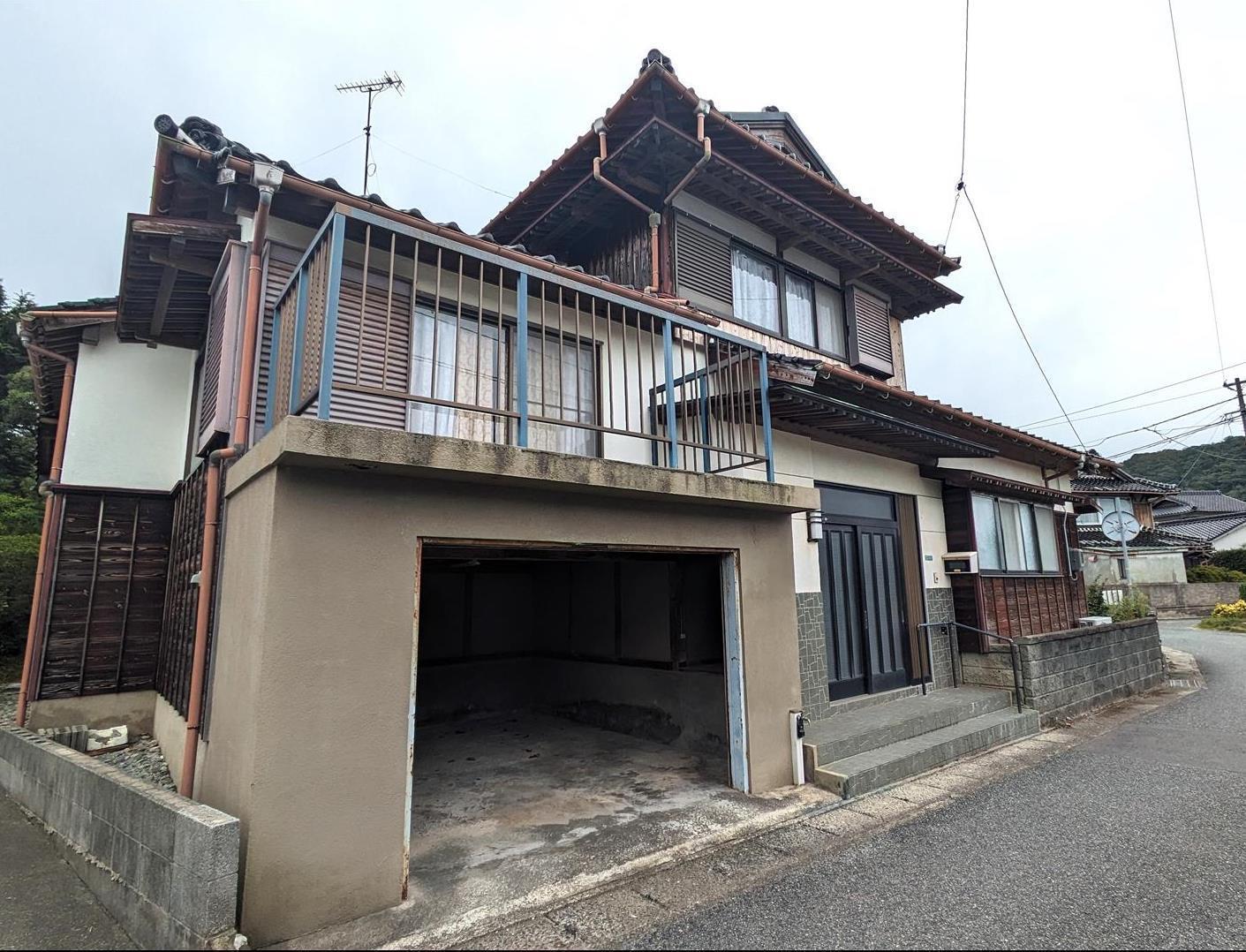 吉見駅より徒歩21分 築47年6ヶ月 2階建の賃貸物件