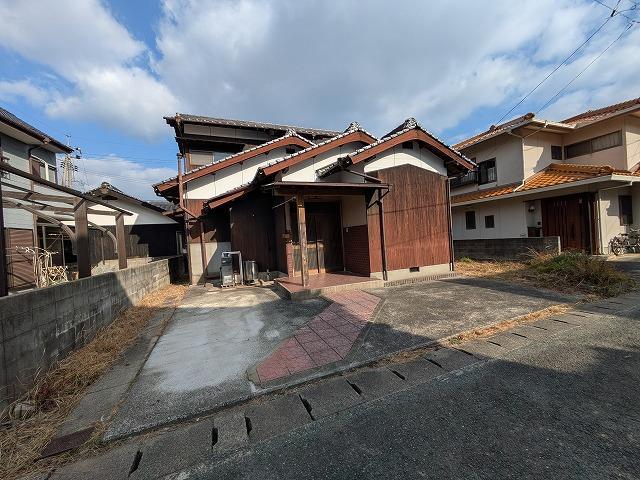 床波駅より徒歩23分 築39年10ヶ月 2階建の賃貸物件