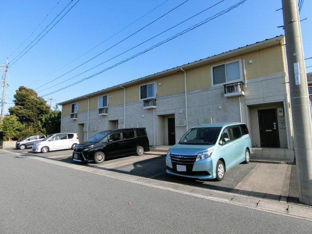 東山公園駅よりバス5分 徒歩26分 築17年10ヶ月 2階建の賃貸物件
