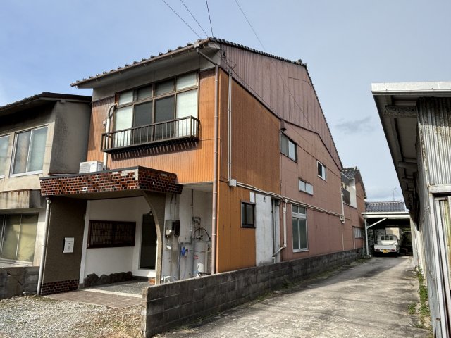 富士見町駅より徒歩15分 築52年7ヶ月 2階建の賃貸物件