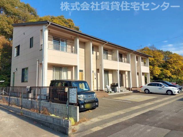 八幡前駅より徒歩6分 築9年6ヶ月 2階建の賃貸物件