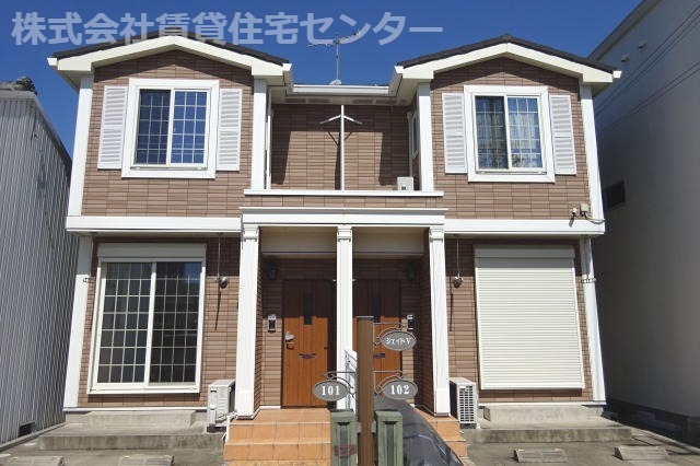 紀伊中ノ島駅より徒歩9分 築13年 2階建の賃貸物件